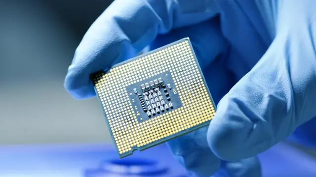 長期收購工廠庫存呆料IC：語音IC、存儲器IC、傳感器IC、微控制器IC