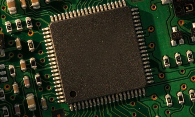 收購 [Microchip] 電源管理IC：以太網(wǎng)供電（PoE）IC、碳化硅（SiC）器件、熱插拔控制器
