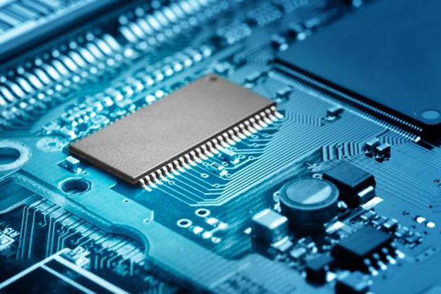 回收瑞薩特定應(yīng)用時鐘：PCI Express 時鐘、處理器時鐘、實時時鐘